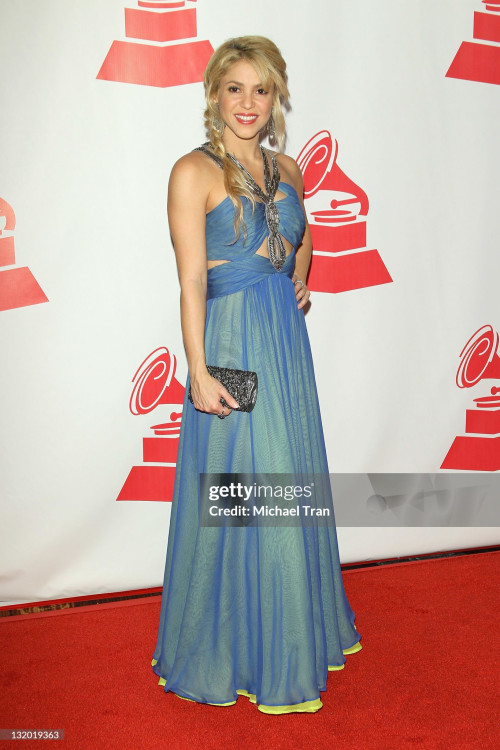 LAS VEGAS, NV - NOVEMBER 09:  Shakira arrives at 2011 Latin Recording Academy person of the year hon