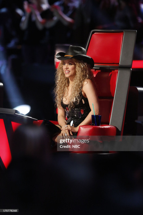 THE VOICE -- Episode 419A "Live Show" -- Pictured: Shakira -- (Photo by: Trae Patton/NBCU Photo Bank