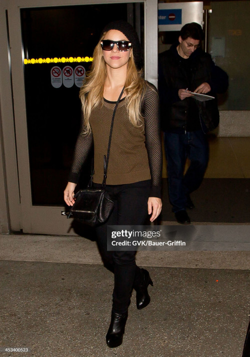 LOS ANGELES, CA - DECEMBER 03:  Shakira is seen arriving at Los Angeles International airport on Dec