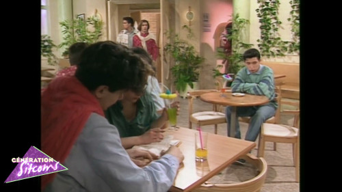 Hélène et les garçons Épisode 12 Le permis de conduire.mp4 snapshot 10.10.720