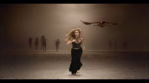 Shakira La La La (Brazil 2014) ft. Carlinhos Brown.mp4 snapshot 02.06.205