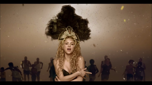 Shakira La La La (Brazil 2014) ft. Carlinhos Brown.mp4 snapshot 02.41.294