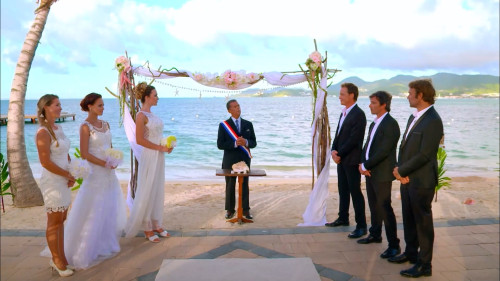 Hélène Quand tous les amoureux (Clip Lyrics).mp4 snapshot 02.08.031