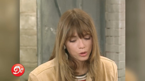 Hélène Une fille et un garçon (Clip officiel).mp4 snapshot 01.05.148